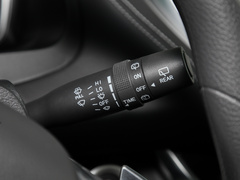 2023款 PLUS 2.0T 汽油自动豪华版