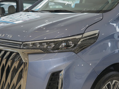2023款 PLUS 2.0T 汽油自动豪华版