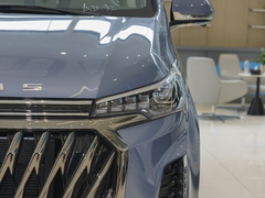 2023款 PLUS 2.0T 汽油自动豪华版