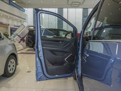 2023款 PLUS 2.0T 汽油自动豪华版