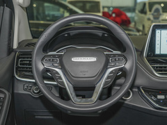 2023款 PLUS 2.0T 汽油自动豪华版