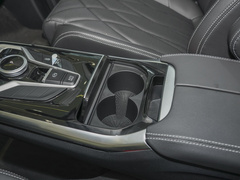 2023款 PLUS 2.0T 汽油自动豪华版