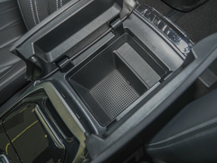 2023款 PLUS 2.0T 汽油自动豪华版