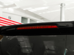 2023款 PLUS 2.0T 汽油自动豪华版