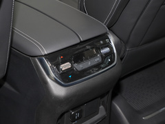 2023款 PLUS 2.0T 汽油自动豪华版