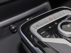 2023款 PLUS 2.0T 汽油自动豪华版