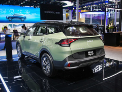 2023款 2.0T 两驱旗舰版