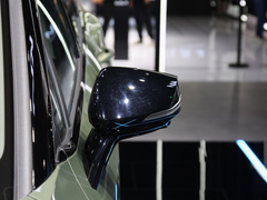 2023款 2.0T 两驱旗舰版