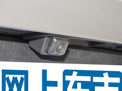 2023款 2.0T 两驱旗舰版