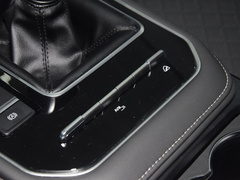 2023款 230TCI 手动进阶版