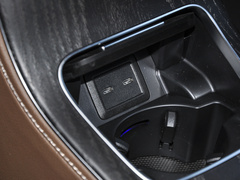 2023款 E 300 L 运动时尚型