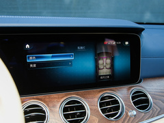2023款 E 300 L 运动豪华型