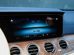 2023款 E 300 L 运动豪华型