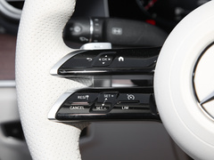 2023款 E 300 L 运动豪华型