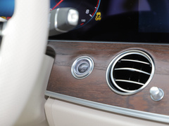 2023款 E 300 L 运动豪华型