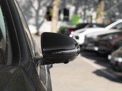 2023款 E 300 L 时尚型