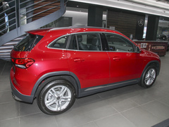 2023款 GLA 200