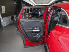 2023款 GLA 200