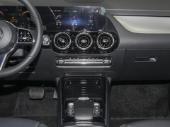 2023款 GLA 200