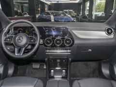 2023款 GLA 200