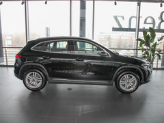 2023款 GLA 200