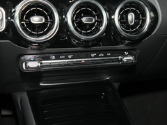 2023款 GLA 200