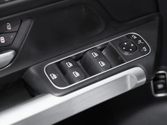2023款 GLB 220 动感型