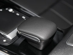 2023款 GLB 220 动感型