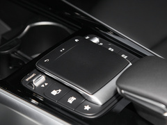 2023款 GLB 220 动感型