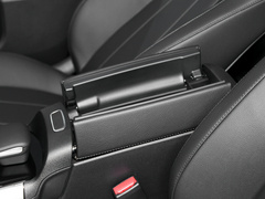 2023款 GLB 220 动感型