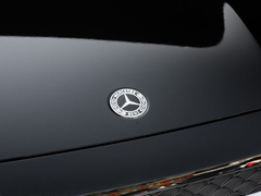 2023款 GLB 220 时尚型