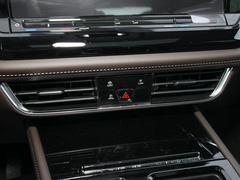 2023款 330TSI 豪华版