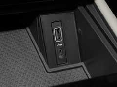 2023款 380TSI 尊驰版