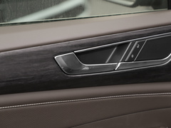 2023款 380TSI 尊驰版