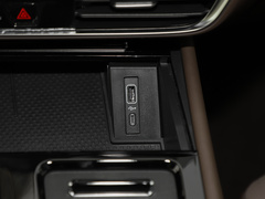 2023款 380TSI 尊驰版