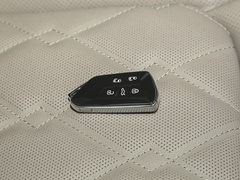 2023款 380TSI 尊贵版