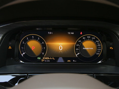 2023款 380TSI 尊贵版