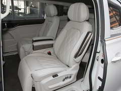 2023款 380TSI 尊贵版