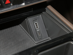 2023款 380TSI 尊贵版
