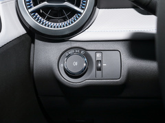 2023款 1.5L 双离合悦享版
