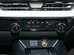 2023款 1.5L 双离合悦享版