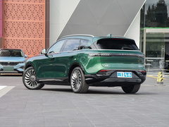 2022款  四驱超长续航纯电版