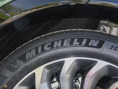 2022款  四驱超长续航纯电版