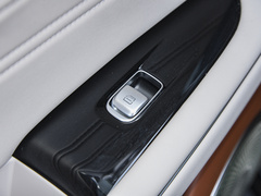 2022款  四驱超长续航纯电版