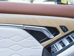 2022款  四驱超长续航纯电版