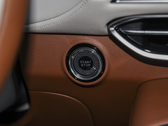 2022款  四驱超长续航纯电版