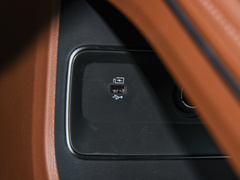 2022款  四驱超长续航纯电版