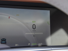 2022款  四驱超长续航纯电版