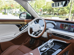 2022款  四驱超长续航纯电版