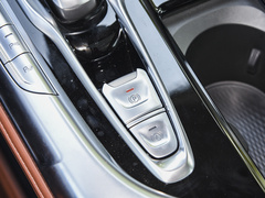 2022款  四驱超长续航纯电版